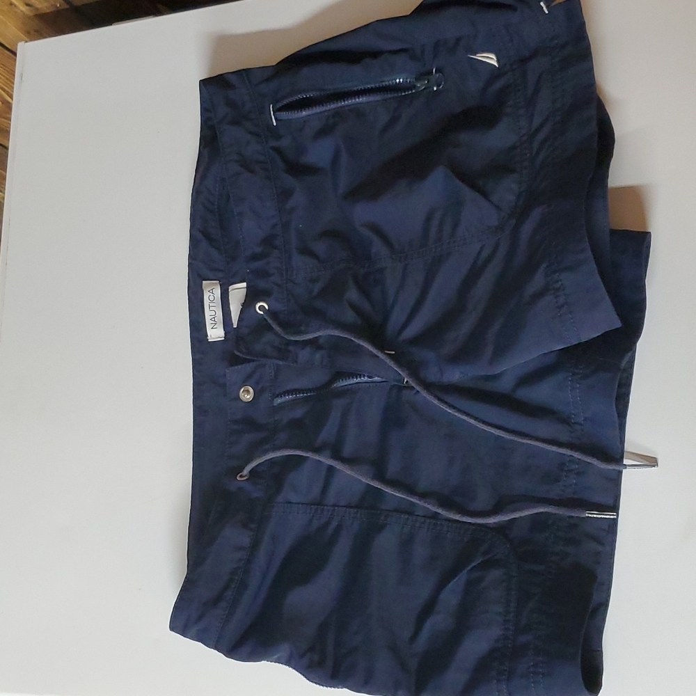 Shorts small